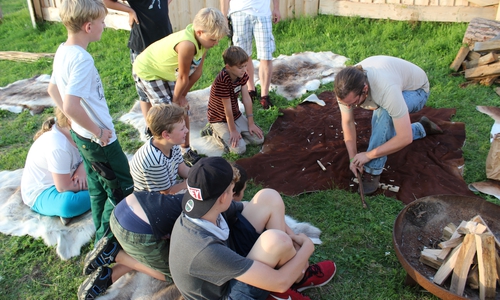 Leben wie in der Steinzeit. Foto: paläon