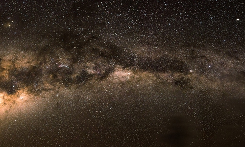 Die südliche Milchstraße – mit Blick ins Zentrum unserer Galaxie. Foto: Utz Schmidtko