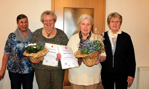 Von links: Beisitzerin Anita Grohmann, Renate Mühlenkamp, Marlis Flemming, Vorsitzende Rosemarie Schneider. Foto: Bernd-Uwe Meyer