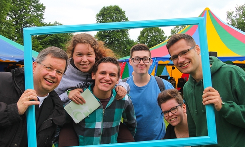 Bischof Dr Meyns zu Besuch beim letzten ELT. Foto: Evangelische Propsteijugend Wolfenbüttel