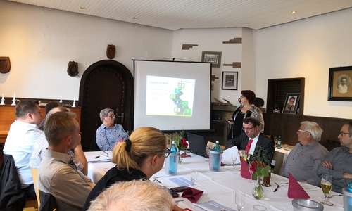 Der Vortrag von Bettina Otte-Kotulla. Foto: Kreishandwerkerschaft Region Braunschweig-Gifhorn