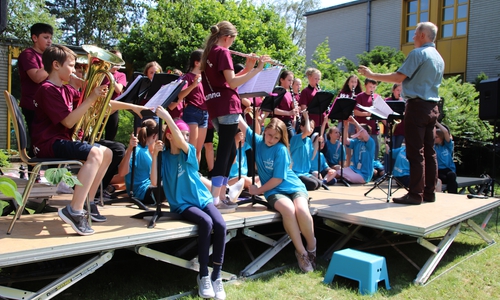 Die Bläserklassen des THG feiern ihr Sommerfest mit musikalischen Darbietungen. Foto: Theodor-Heuss-Gymnasium