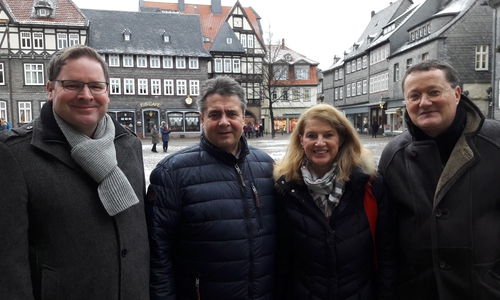Marcus Bosse, Sigmar Gabriel, Petra Emmerich-Kopatsch und Michael Letter (v. li.). Foto: privat