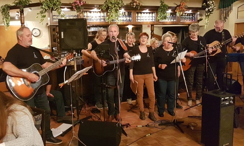 Den kulturellen Rahmen gestaltete die Gitarrengruppe Fiss-Moll. Foto: privat