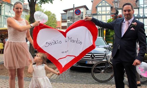 Saskia und Martin gaben sich heute in Wolfenbüttel das „Ja-Wort". Foto: Nick Wenkel