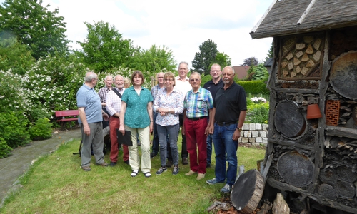 Insektenhotel, Kräuterspirale und vieles mehr: Besuch des Bio-Lehrpfades im Kleingartenverein „Weiße Schanze“ in Wolfenbüttel. Foto: Privat