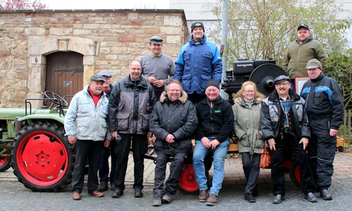 Oldtimerfreunde kamen aus Wolfenbüttel und den Nachbarorten. Foto: Bernd-Uwe Meyer

