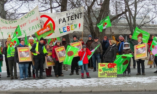 Auch 2016 fahren BUND und Slowfood mit dem Bus wieder nach Berlin zur Agrardemonstration. Foto: BUND