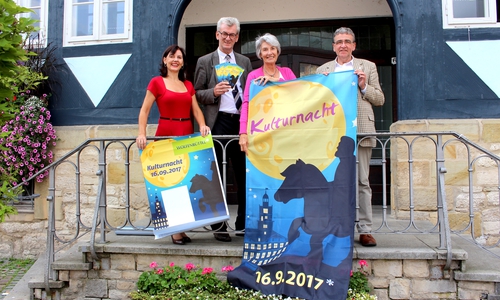 Von links: Dagmar Steffenhagen (Tourismus Stadt Wolfenbüttel), Klaus Stuhlmann (KVB Braunschweig), Gabriele Drewes (Vorsitzende Kulturrat) und Bürgermeister Thomas Pink. Foto: Nick Wenkel