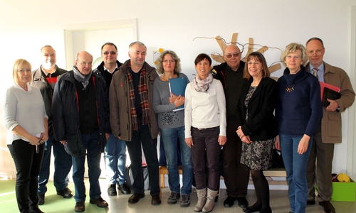 Der Vorstand der Johannes Waisenhaus-Stiftung informierte sich bei Ingrid Müller und Anja Völke über das Konzept des Heilpädagogischen Kindergartens. Foto: Stadt Helmstedt