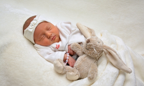 Herzlich Willkommen: Melina Raso. Foto: babysmile24.de