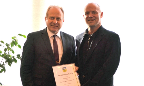 Landrat Gerhard Radeck (li.) und Prof. Dr. Christoph Wiese. Foto: Landkreis Helmstedt