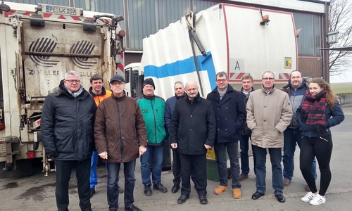 Die Teilnehmer der Ortsbegehung. Fotos (2): Landkreis