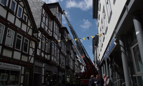 Die Ermittlungen zum Feuer in der Breiten Straße sind bisher noch zu keinem Ergebnis gekommen. Foto: Marvin König