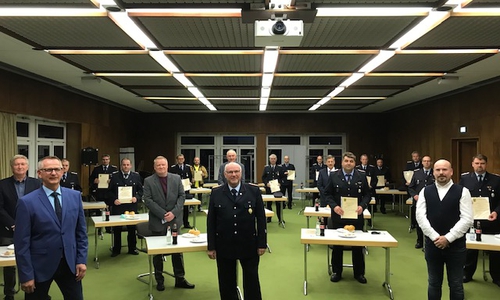 Die Ernennung der Ortsbrandmeister und Stellvertreter fand im Rathaus Schöppenstedt statt.