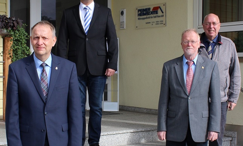 Von links: Bürgermeister Klaus Saemann, Sven Gottschalk, Aufsichtsratsvorsitzender Bernd Kielhorn, Interimsgeschäftsführer Friedhelm Seffer.   