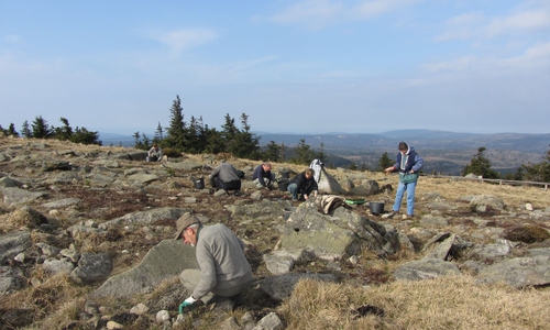 Arbeiten auf dem Brocken. 