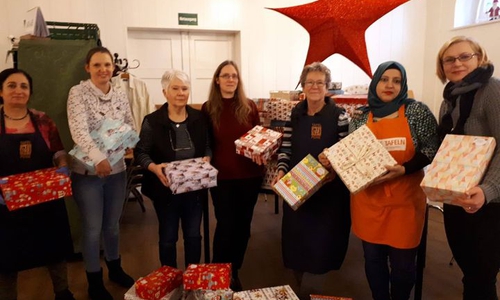 „Päckchen für Peine“ sammelt zu Weihnachten für bedürftige Kinder