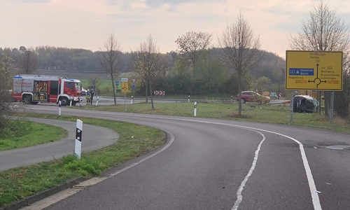 Die Einsatzstelle auf der B 244.