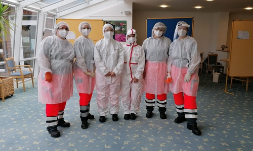 Alle Mitarbeitende der Johanniter-Testteams im Vollschutz.