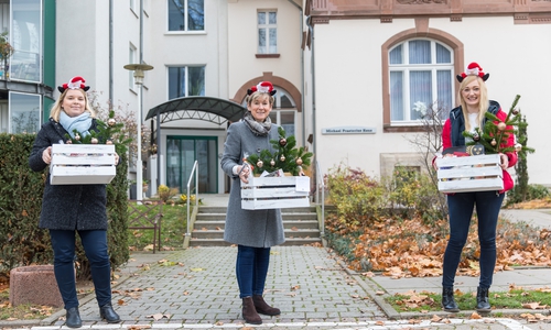 Jennifer Haustein (Mitarbeiterin Marketing), Kerstin Hecker (Leiterin Marketing)  und Joana Ernst (Mitarbeiterin Marketing)  (v. li.). 