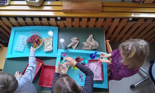 Der Barmker Kindergarten "Butterblume" wurde vom "Haus der kleinen Forscher" ausgezeichnet.
