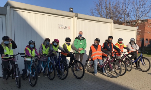 Die neuen Fahrräder wurden gleich ausprobiert.