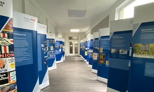 Die Ausstellung der Konrad-Adenauer-Stiftung.