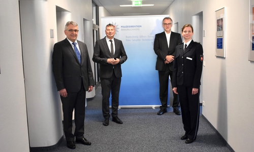 Bernhard Bergmann, Michael Pientka, Volker Warnecke, Christin Bartels (v. li.).