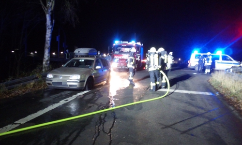 In Flechtorf drohte ein Auto in Flammen aufzugehen