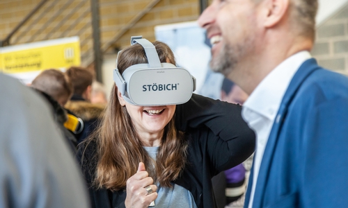 Bei der Jobbörse gab es spannende Einblicke in die Unternehmen – auch mithilfe von VR-Brillen.