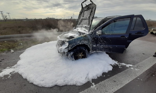 Der in Cremlingen gestohlene Wagen hatte Feuer gefangen. 