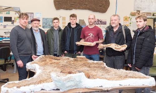 v.l. Dr. Ralf Kosma, Prof. Dr. Ulrich Joger, Leon Neugebauer, Sven Flechtner, Sebastian Radecker, Gerd Hoppe und Stefano Zoppe.