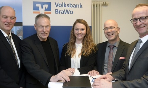 Jörg Engelhardt, Wolfgang Christmann, Nina Vogtherr, Stefan Honrath und Christian Gerstung informierten im Landhaus Lengede über die Digitalisierung mit ihren Chancen und Risiken.