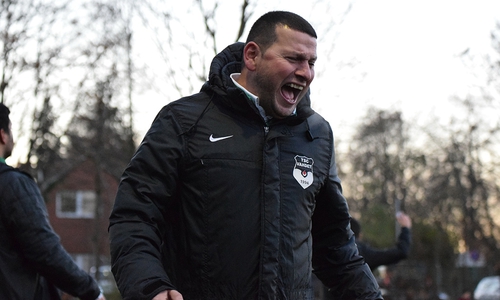 Sieht große Probleme auf die Vereine zukommen, egal wie am Ende entschieden wird: Fatih Özmezarci.