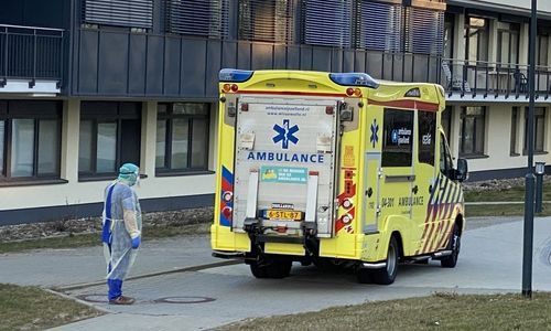 Der erste Corona-Patient aus den Niederlanden ist bereits eingetroffen. 