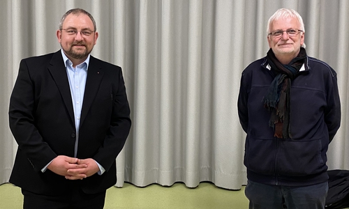 Jan Fricke (li.) und Klaus Wenzel mit dem nötigen Mindestabstand.