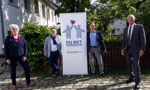 Von links: Viviane Redinger, Abteilungsleitung Personalmanagement beim Paritätischen Wohlfahrtsverband Niedersachsen e. V., Andreas Laumert, langjähriger Geschäftsführer des Paritätischen Salzgitter / Wolfenbüttel, Sven Dickfeld, Regionalgeschäftsführer, Rainer Flinks, Vorstand Wirtschaft und Finanzen beim Paritätischen Wohlfahrtsverband Niedersachsen e. V.