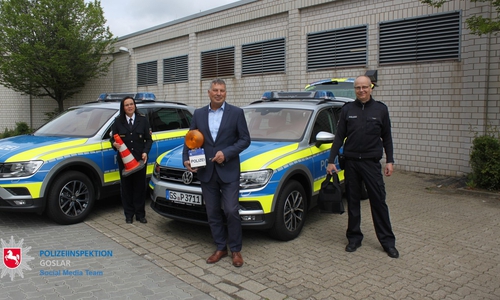 Petra Krischker, Michael Pientka, Michael Lepa (v. li.) stellten die Fahrzeuge vor.