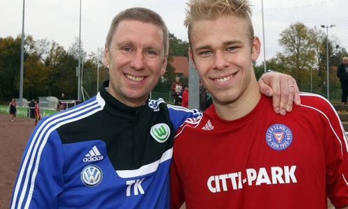 Thorsten Kohn mit Sohn Marcel, als der noch bei Holstein Kiel spielte.