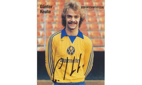 Begehrte Autogrammkarte bei den Fans!