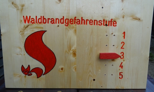 Eine der Infotafeln, die jetzt im Nationalpark Harz stehen.