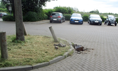 Unfallstelle in der Straße Lange Stücke.