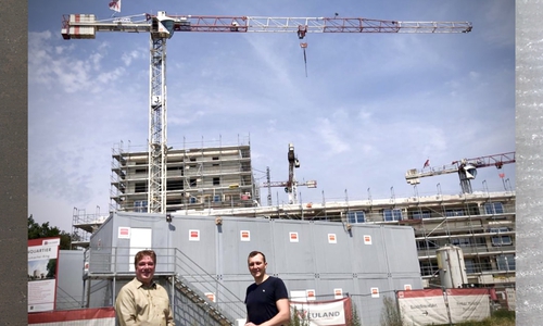 Henry Höckendorf (re.) und Ralf Mühlisch machten sich ein Bild vom Fortschritt des Bauprojektes.