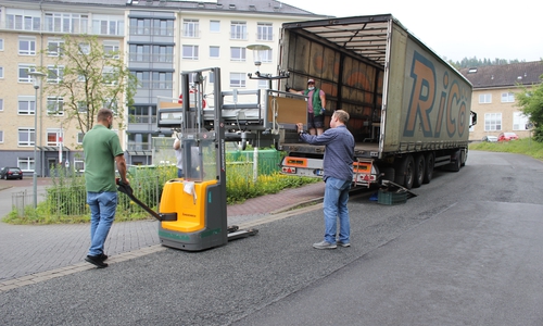 Eines der zwölf Krankenhausbetten, die die Asklepios Kliniken gespendet haben. Von Seesen wurden sie im LKW zunächst nach Ungarn gebracht, dann weiter in die Ukraine. 