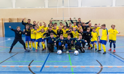 Die Jugend des BV Germania in ihrer Halle.