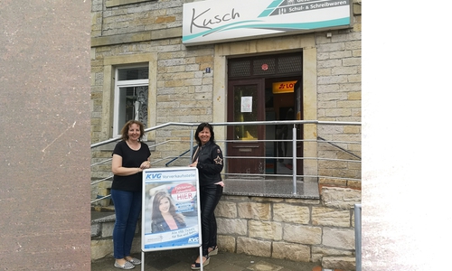 v.l.: Mitarbeiterin Nicole Klinsmann und Inhaberin Silvia Kusch.
