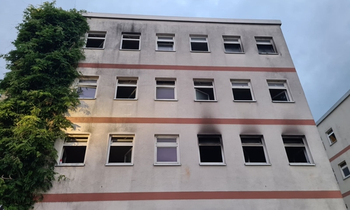 Das Wohnheim wurde bei einem Feuer im Juli beschädigt. Mit der Brandschadensanierung sollen gleichzeitig Umbauten erfolgen.