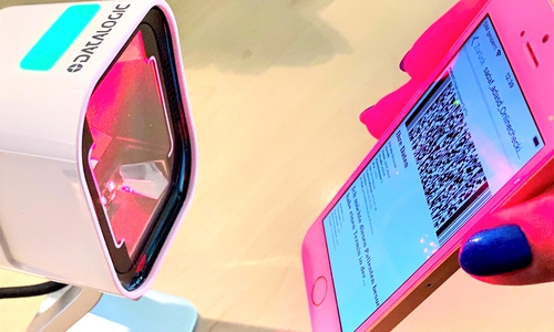 Mit Barcode und Online-Registrierung können Patient*innen und Besucher*innen jetzt schneller ins Klinikum kommen.