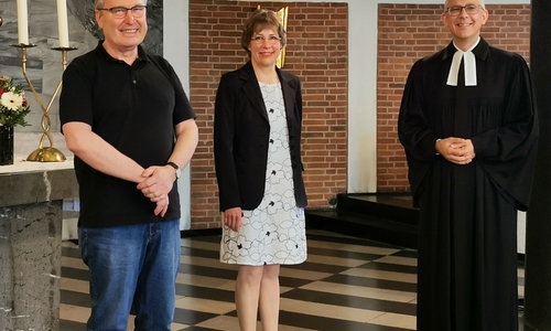 v.l.n.r.: Gunter Schuller, Dr. Karin Just und Superintendent Christian Berndt.